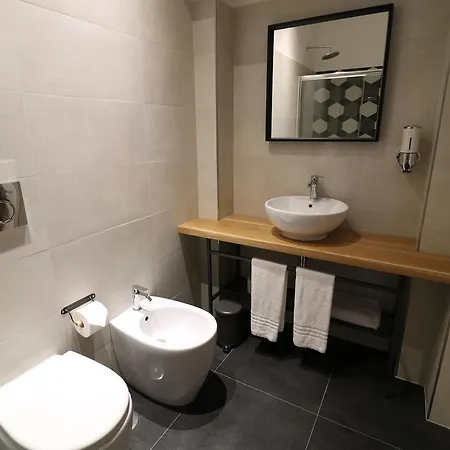 Vatican Guest house 2*